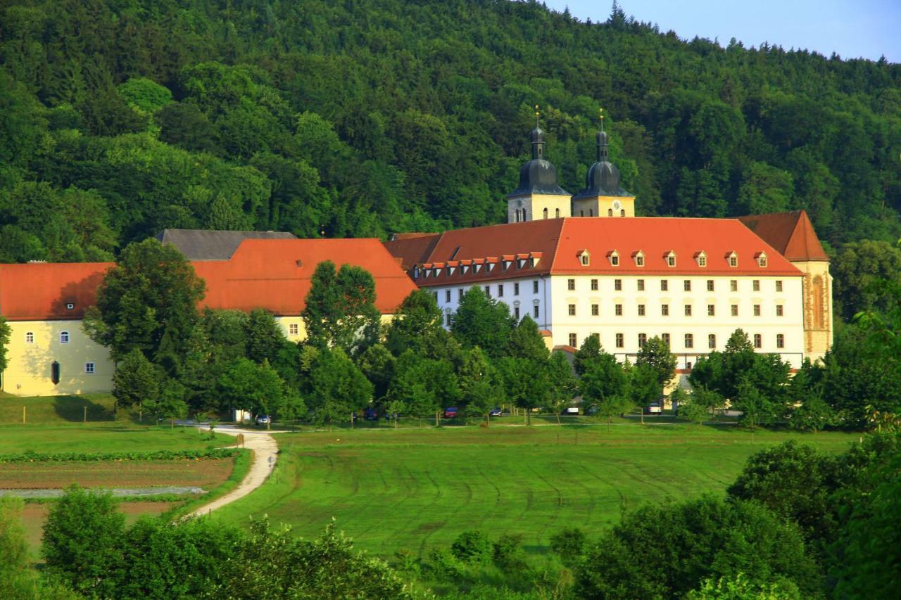 Kloster Plankstetten Gaste- Und Tagungshaus Берхінг Екстер'єр фото